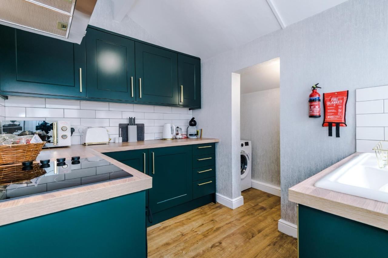 3 Bed Property, Upto 8 Guests Near City Centre Manchester Ngoại thất bức ảnh